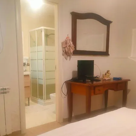 Amorevole Con Terrazza E Doccia Esterna * 포츠올리