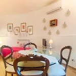 Amorevole Con Terrazza E Doccia Esterna
