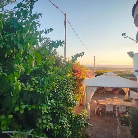 Amorevole Con Terrazza E Parcheggio Privato Prázdninový dům *