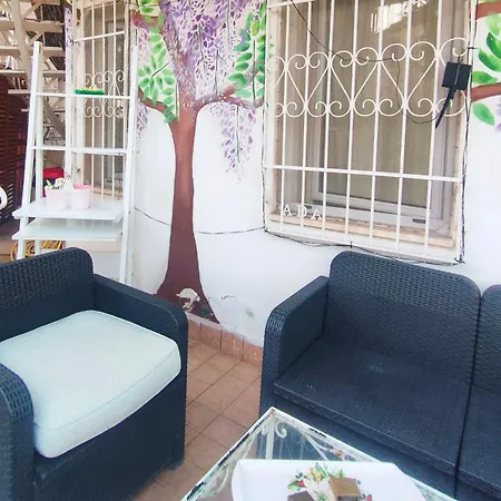 Amorevole Con Terrazza E Parcheggio Privato * Pozzuoli